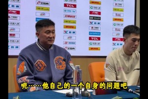 吉倫沃特為何只打了6分鐘？杜鋒：他自身的問題，所以下半場沒打