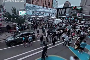 歡迎來到籃球世界的最高殿堂！這觀眾氛圍是真的無敵！