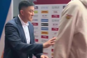 杜鋒：沒你事 先打球！