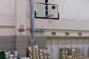 邊線球世界難題！騎士手握絕平機(jī)會，但杰羅姆發(fā)球出現(xiàn)致命失誤！