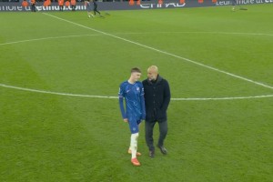 師徒情誼！瓜迪奧拉&帕爾默賽后深聊許久