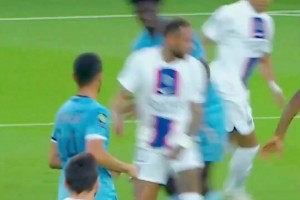 糟蹋藝術(shù)品！姆巴佩浪費內(nèi)馬爾的世紀助攻！