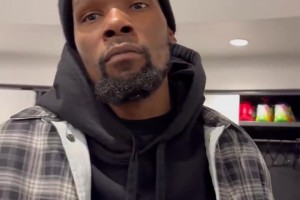 杜蘭特：不驚訝哈登三分能歷史第二，他剛到雷霆時天天泡在球館里