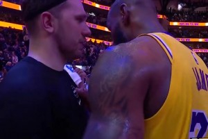 ??詹姆斯和東契奇聯(lián)手~！這將是什么級(jí)別的組合？