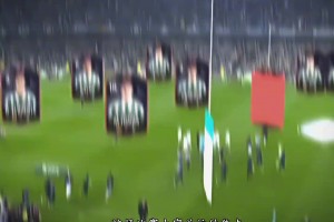 顫抖吧貝蒂斯！現(xiàn)場(chǎng)登場(chǎng)的是身穿7號(hào)，來(lái)自曼聯(lián)的“圓神”??