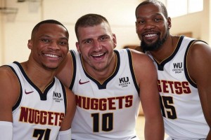 掘金球迷用AI制圖：把杜蘭特弄來吧，這樣就無敵了！