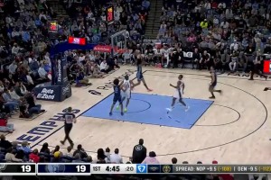 十佳球變五大囧??莫蘭特沒想到對手放空籃 秀折疊上籃被筐帽了