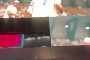 央視主持：曼聯(lián)曼城明年真的會(huì)來中國嘛??霍啟山：還不能說