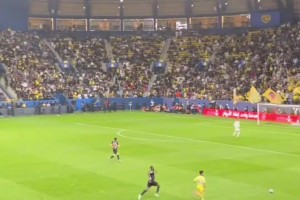 40歲！近距離實拍C羅第924球，真是看得我老淚縱橫啊??