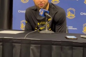 庫里：我和巴特勒完全相反的球員，他統(tǒng)治禁區(qū)，我統(tǒng)治三分線