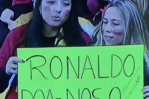 經(jīng)典??昔日葡萄牙女球迷：C羅，請(qǐng)把你的“蝌蚪”捐給我們??