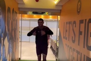 壕無(wú)人性！C羅與勝利達(dá)成一致，續(xù)約后新合同年薪仍為2億歐！