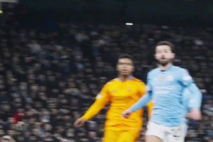 姆巴佩請(qǐng)神請(qǐng)到了2022年的自己??