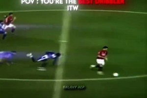 奔逸絕塵！曼聯(lián)小小羅的沖擊力真是溢出屏幕了！