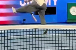 夢幻聯(lián)動??勇士球星巴特勒現(xiàn)身ATP賽場與阿卡對練秀胯下?lián)羟? >
                                        </div>
                                    </div>
                                    <div   id=