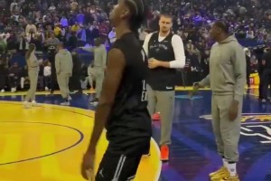 丹佛惡霸上線！約老師偷偷走向SGA然后帽掉了他的投籃！