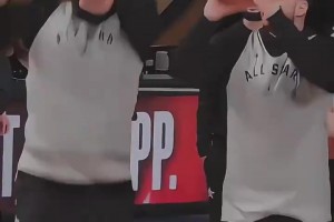 這倆有點(diǎn)太曖昧了！約基奇和東契奇的“幼稚園”時(shí)刻！