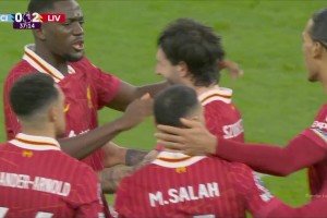 利物浦再下一城！索博斯洛伊推射破門！薩拉赫禁區(qū)內(nèi)送助攻！