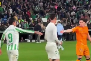 沒找到姆巴佩！賽后圓神安東尼最終選擇與庫爾圖瓦交換了球衣