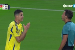 C羅進球被吹非常激動！跟裁判解釋皮球是先碰到了對方！