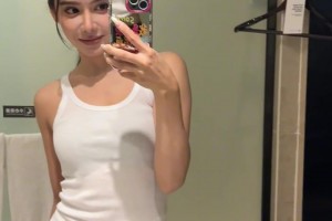 美娜真的好會穿，這衣品符合吧友們的審美嗎？??