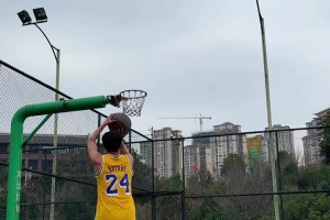 鄧肯要是投這個(gè)籃筐，還能是公認(rèn)的歷史第一大前嗎??????