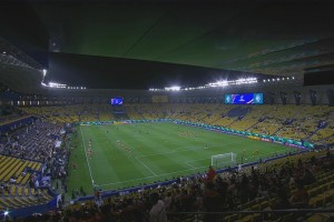 這聲浪！現(xiàn)場記者曬視頻，國足球迷加油聲震耳欲聾：中國必勝！