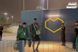 中沙之戰(zhàn)一觸即發(fā)！沙特球員已經(jīng)抵達沙特國王大學(xué)體育場