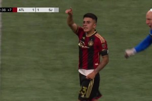 助隊(duì)神奇逆轉(zhuǎn)！阿爾馬達(dá)曾在美職聯(lián)補(bǔ)時(shí)轟進(jìn)兩記無(wú)解世界波！