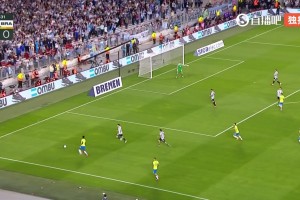 單干！維尼修斯邊路爆破+人球分過，可惜球趟大了??