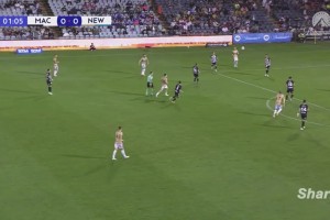 澳超上演3-3進(jìn)球大戰(zhàn)！網(wǎng)友：雙方門將是沒有撲救技能嗎？