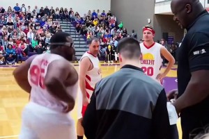 年少歐文主動找科比單挑！科比：你絕對是瘋了??