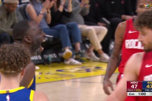 外網(wǎng)火箭球迷：追夢(mèng)朝申京這樣大吼，裁判居然不吹T的嗎？