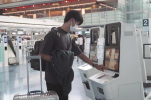 他的大學(xué)論文，怎么快速過(guò)人…