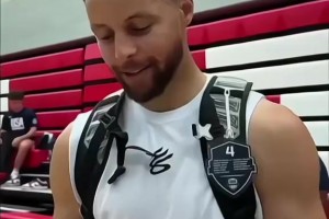 美國男籃問答：第一次扣籃時幾歲？濃眉：詹姆斯兩歲扣籃！