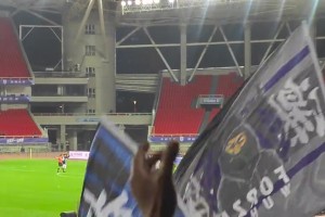 不敢相信！現(xiàn)場(chǎng)實(shí)拍三鎮(zhèn)4-4絕平國(guó)安??