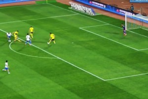 根本擋不??！現(xiàn)場(chǎng)實(shí)拍克雷桑凌波微步策劃進(jìn)球??