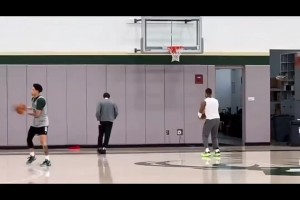 醫(yī)學(xué)奇跡！利拉德血栓已痊愈 今日進行訓(xùn)練后加練罰球