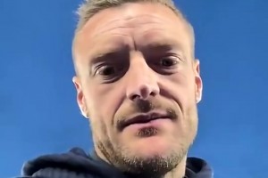 想當(dāng)年！瓦爾迪選萊斯特城隊(duì)友最佳陣：坎特、馬赫雷斯在列