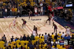 最糟糕的選擇！申京生死時刻強行單挑追夢不中，巴特勒搶板定勝局