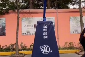 隨便扣籃的妹子，和張子宇整個(gè)雙塔不起飛？！