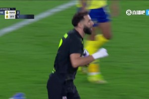 吉達(dá)聯(lián)合扳回一城！本澤馬高高躍起頭球破門！