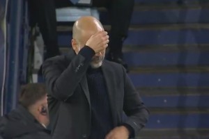 瓜帥：太尼瑪嚇人了！埃德森花式動作戲耍對方前鋒