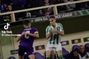 安東尼：嘿嘿嘿，佛羅倫薩的兄弟來跟我一起花手搖科目三????