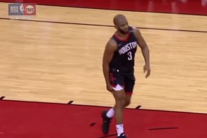 火箭博主：現(xiàn)在的庫里，也感受到了18年西決保羅的那種無奈吧？