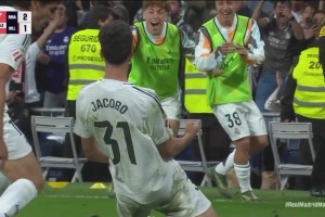 皇馬上演絕殺！皇馬小將后衛(wèi)拉蒙95分鐘破門建功！巴薩奪冠推遲！