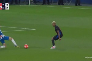 亞馬爾1V3冷靜送助攻！費爾明抽射破門，巴薩提前2輪奪冠！