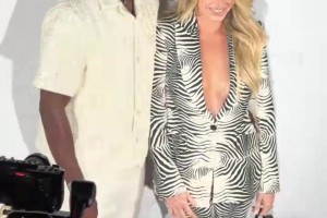 老婆穿著太惹眼！博格巴攜妻子出席活動