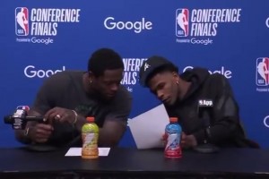 ??打花了！閆鵬單刀破門，大連英博5-1領(lǐng)先深圳青年人