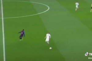 登貝萊這個神跑位，魔笛都看呆了??